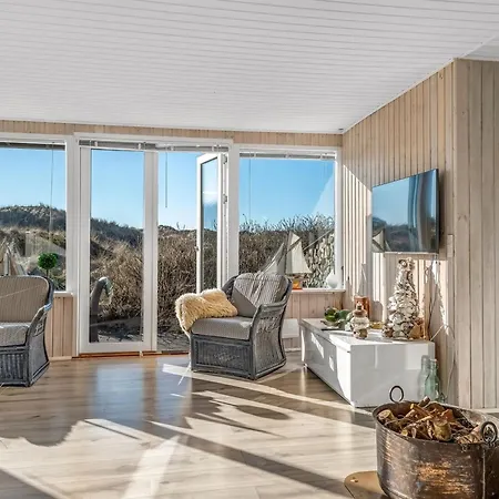 Alrike - 200m From The Sea By Interhome *